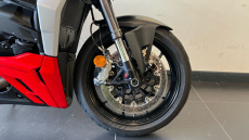 Ducati Streetfighter V2 (22MY)